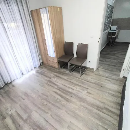 아파트 Fmi 44accommodation 루셀스하임